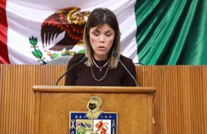 Panista recibe decenas de mensajes amenazantes la noche previa a sesión anticorrupción en NL