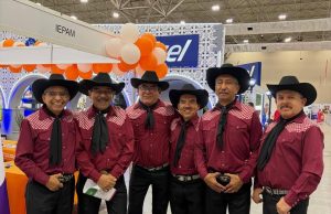 El folklore no tiene edad: Grupo “Cerro de la Silla” de INAPAM brilla en el Festival del Adulto Mayor de Monterrey