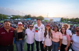 Inicia Waldo asambleas; lamenta ausencia
del Gobernador en municipios