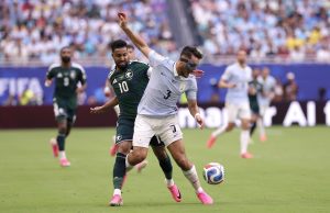 Alowais frustra a Uruguay y Arabia Saudita rescata un empate en el debut mundialista