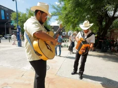 Música norteña se adueña de la celebración mundialista en Monterrey