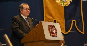 Presea “Bernardo Quintana” reconoce a estudiantes de bachillerato de la UNAM