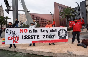Segob confía en retiro del plantón de la CNTE en el Centro Histórico tras quinta mesa de acuerdos