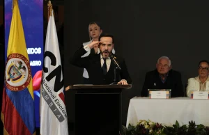 Abelardo de la Espriella recibe credencial como presidente electo de Colombia