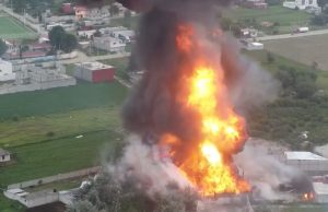 Explosión de cuatro autotanques de gas LP en Tepeaca deja tres heridos