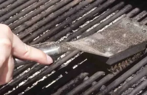 Hombre muere por flamazo en una asador