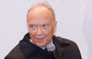 Gertz Manero declara 13 inmuebles, cuentas en cuatro países y 28 mdp en joyas y arte