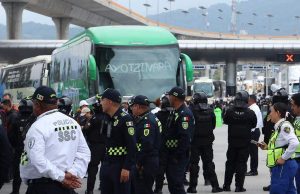 Explosivos en autobús de maestros sacuden a la CDMX a tres días del Mundial