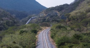 Oposición exige transparencia en modificaciones al Tren Interoceánico tras descarrilamiento fatal