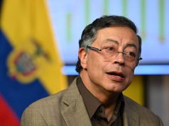 Legisladora colombiana propone suspender a Petro.