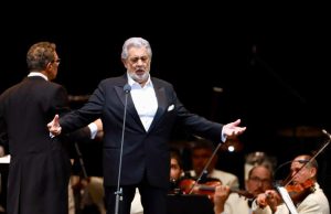 Plácido Domingo ensaya en Guadalajara para gala de zarzuela en el marco del Mundial 2026