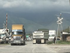 Denuncian ante la FGR a alcalde de Salinas Victoria por retén que acosa a transportistas