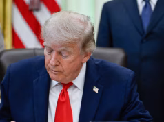 Trump anuncia para el domingo la firma del acuerdo nuclear con Irán