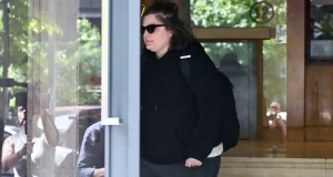 Imputan a las hijas de Zapatero y a su secretaria por el caso Plus Ultra