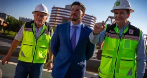 Piden a Samuel García dejar el “modo party” y atender crisis eléctrica