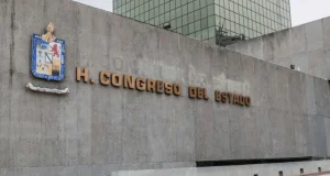 El Horizonte revela que Congreso de NL cobraría 300 mil pesos por copias de gastos