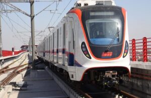 Falla en tren de la Línea 3 obliga a evacuación de pasajeros en Monterrey