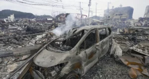 Terremoto en Japón deja 34 fallecidos y daños en Kumamoto