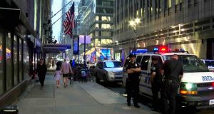 Fallas en columnas de edificio en remodelación activan evacuación en NY