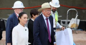 Presidenta reacciona a entrevista de Ken Salazar sobre el caso Rocha Moya